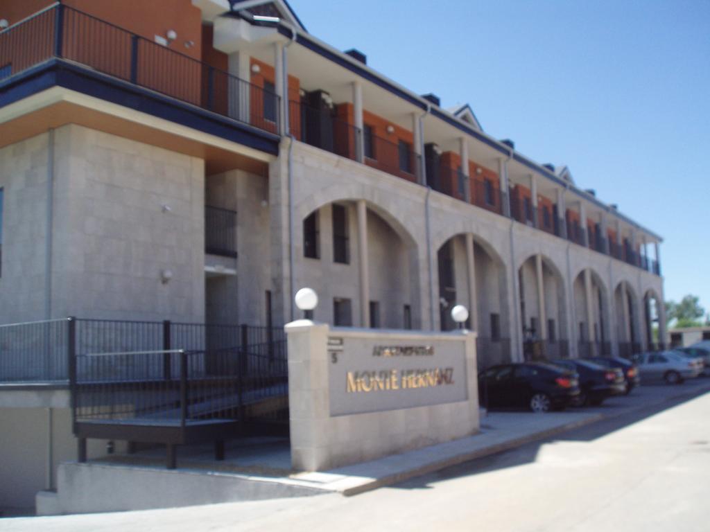 Apartamentos Monte Hernanz Riaza Habitación foto