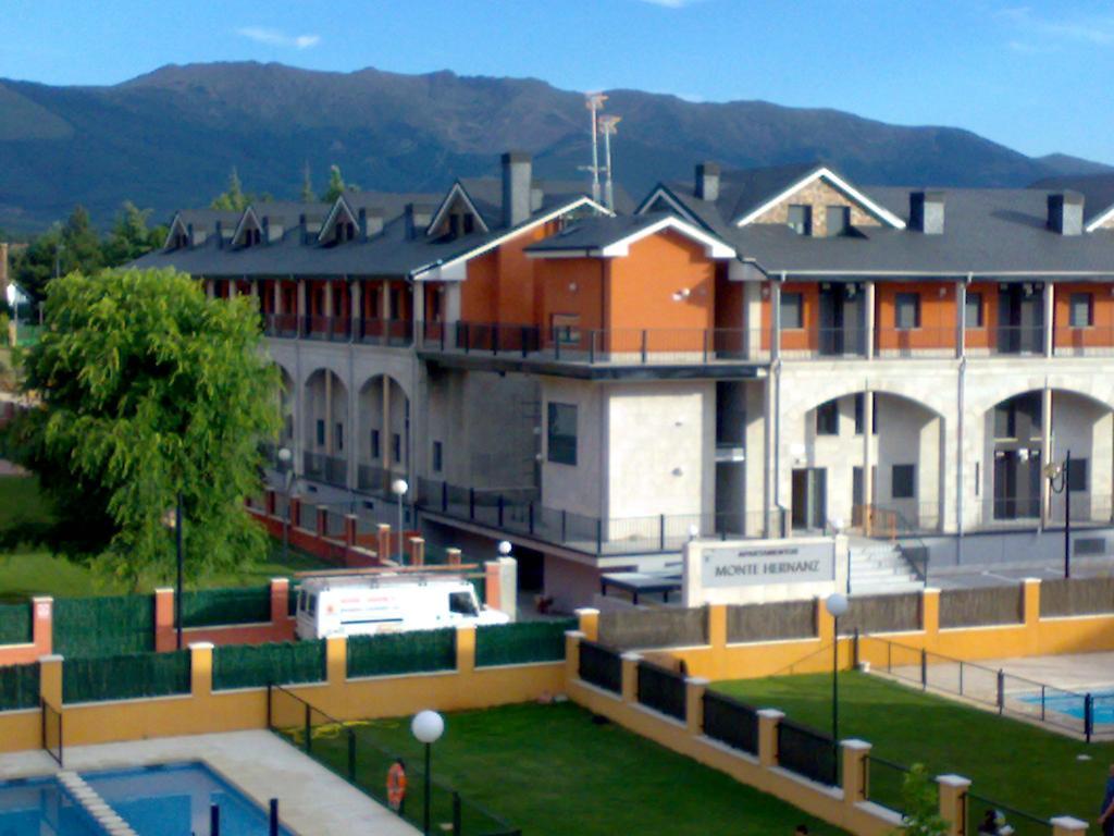 Apartamentos Monte Hernanz Riaza Habitación foto